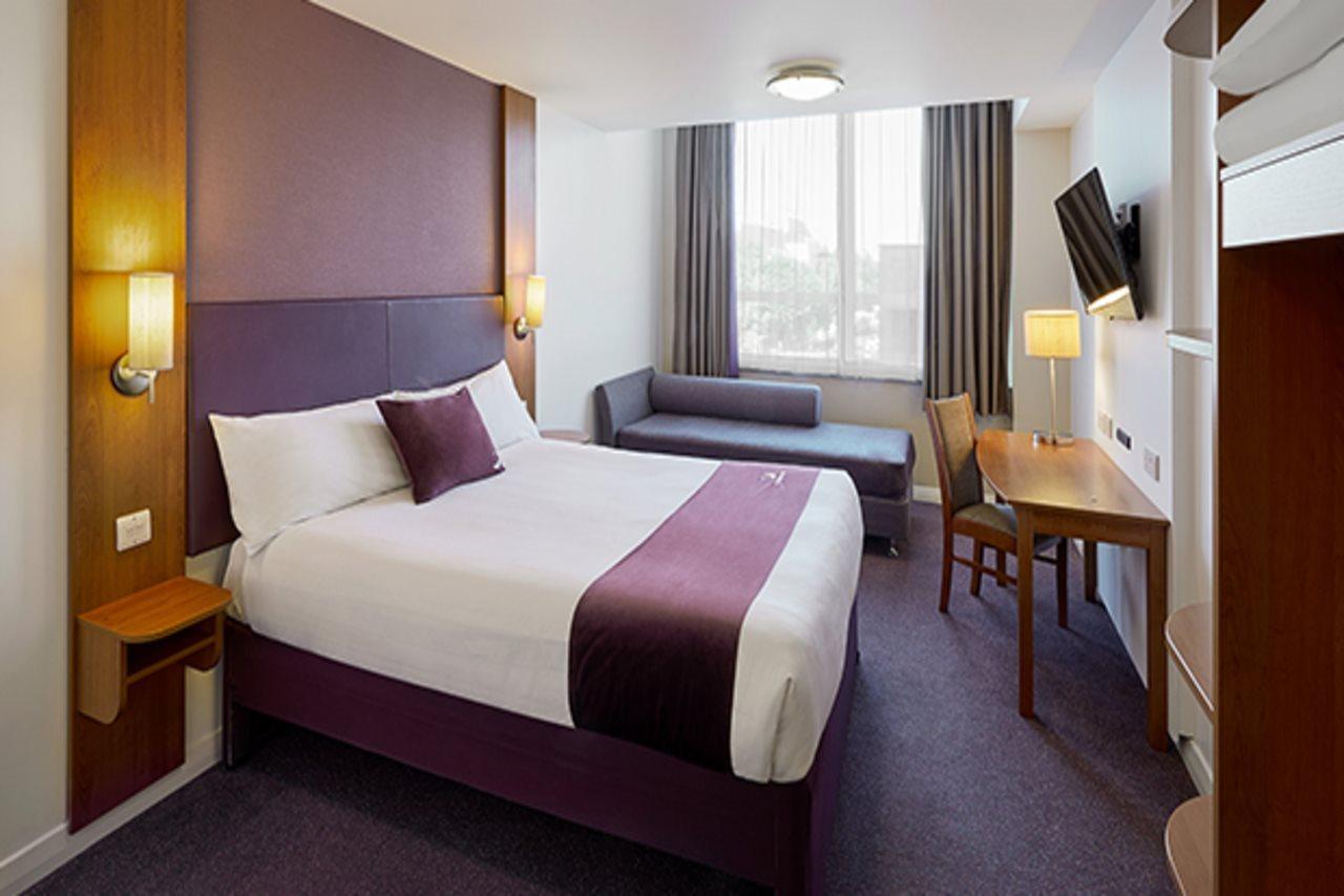 Premier Inn Inverness West ภายนอก รูปภาพ
