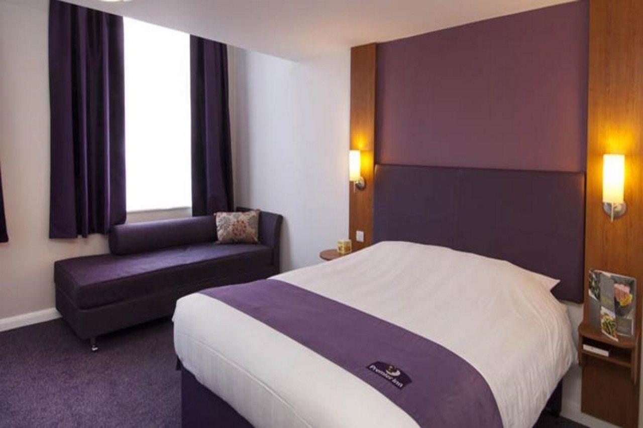 Premier Inn Inverness West ภายนอก รูปภาพ