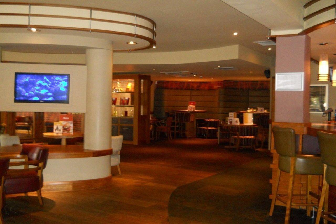 Premier Inn Inverness West ภายนอก รูปภาพ