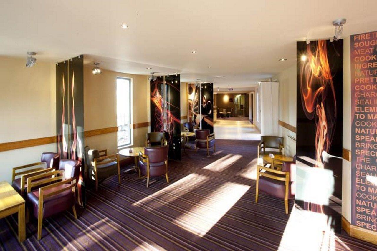 Premier Inn Inverness West ภายนอก รูปภาพ