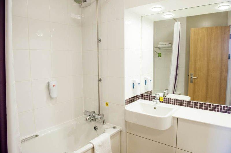 Premier Inn Inverness West ภายนอก รูปภาพ